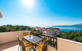 Penthouse With Panoramic View